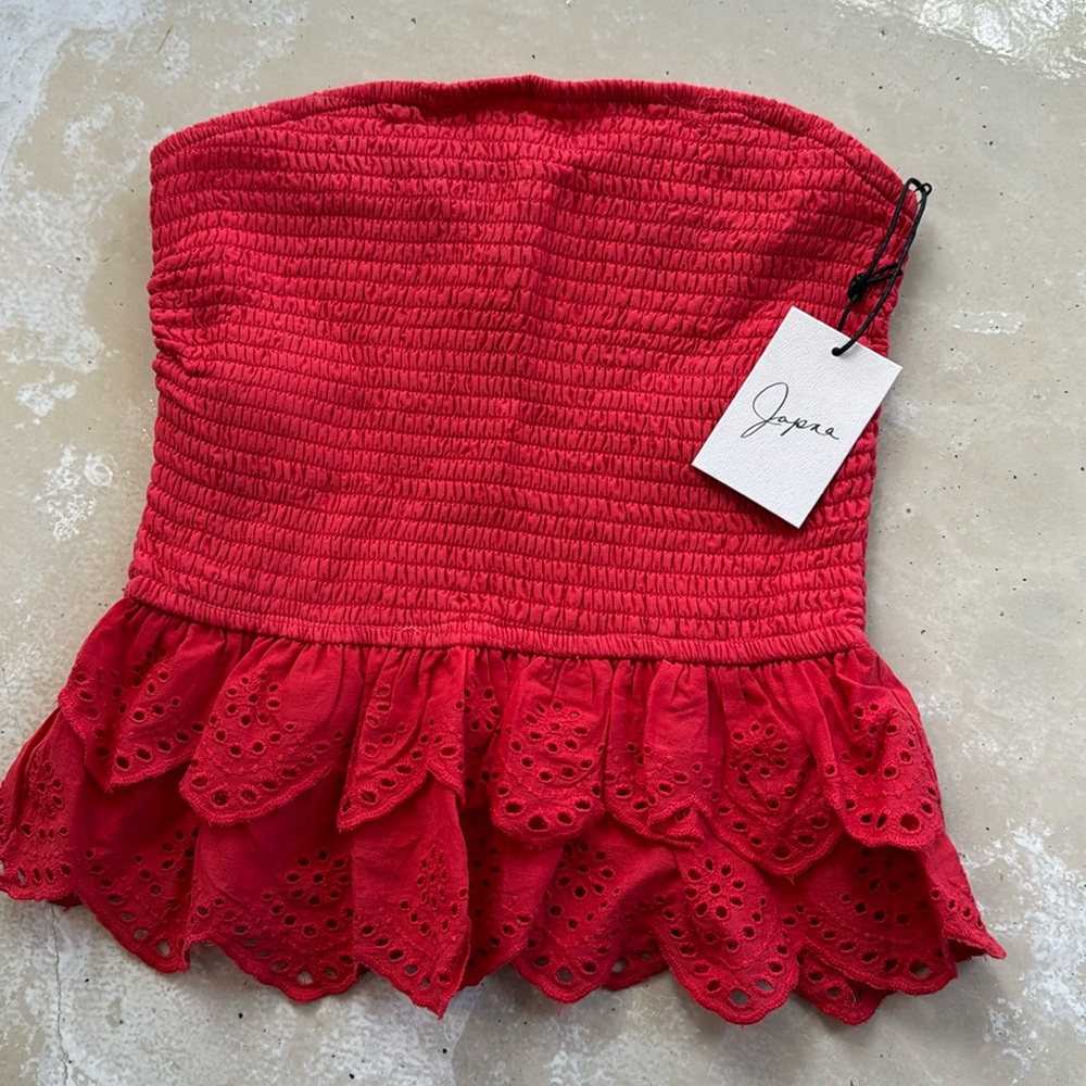 Woman’s XS discos tube top